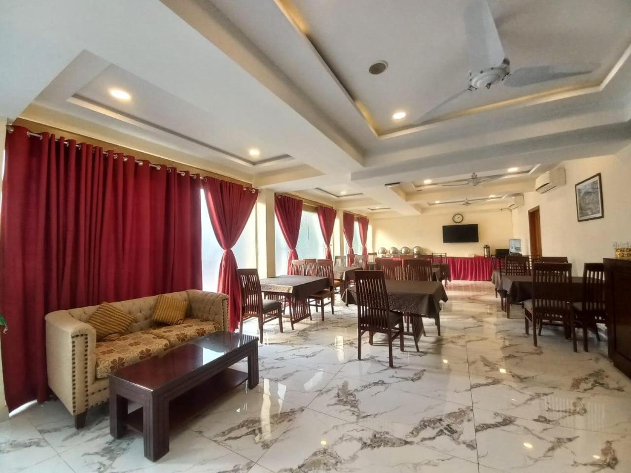 Hotel Diplomat Islamabad Zewnętrze zdjęcie