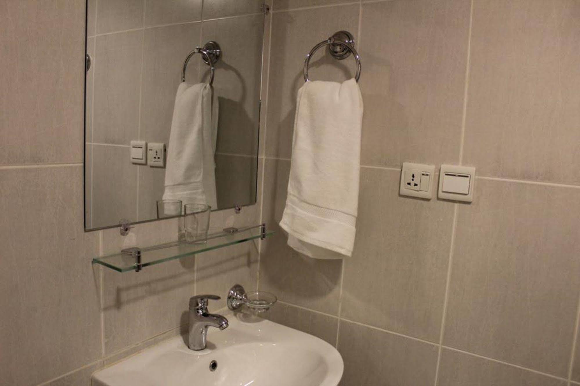 Hotel Diplomat Islamabad Zewnętrze zdjęcie