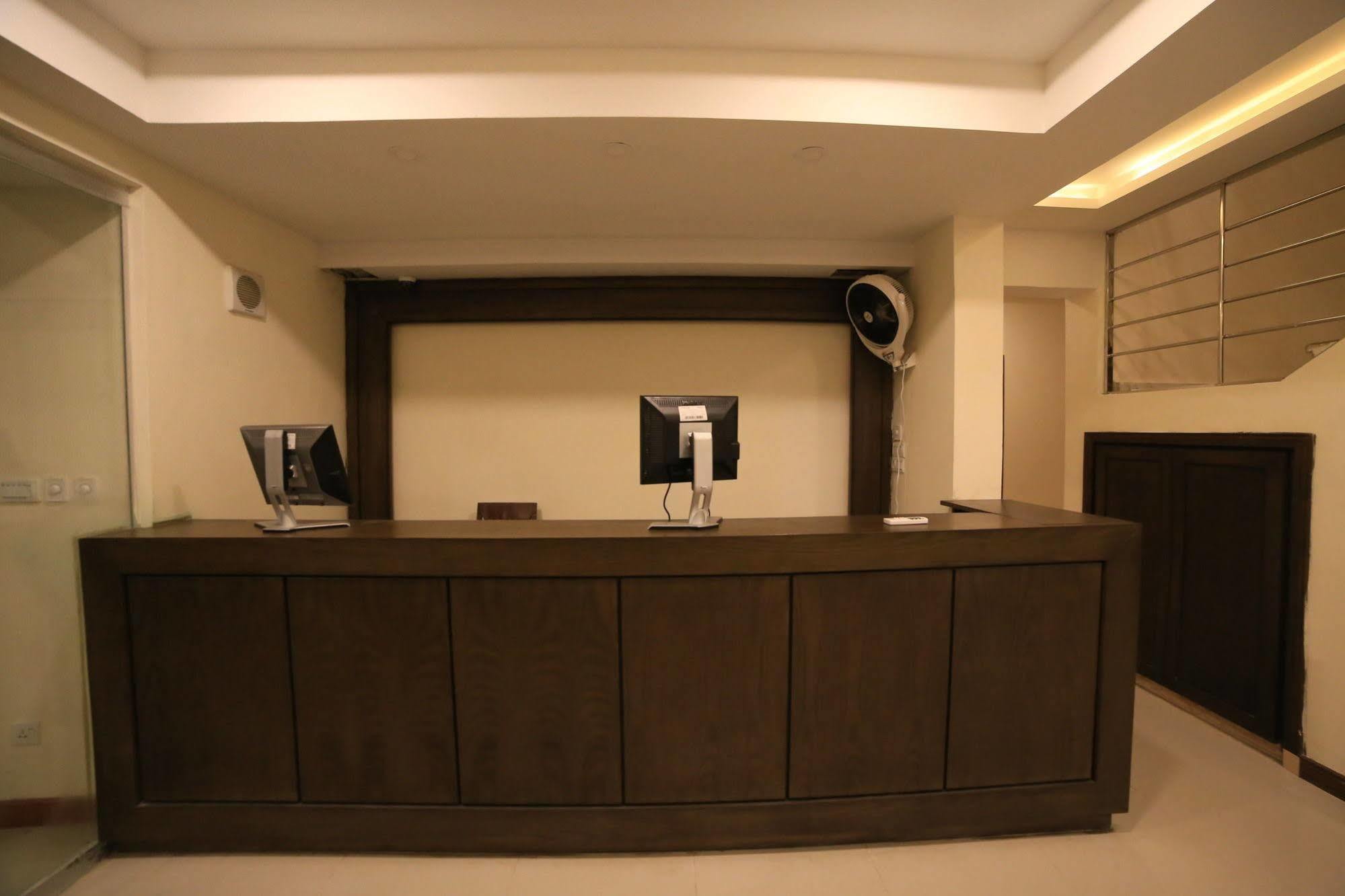 Hotel Diplomat Islamabad Zewnętrze zdjęcie