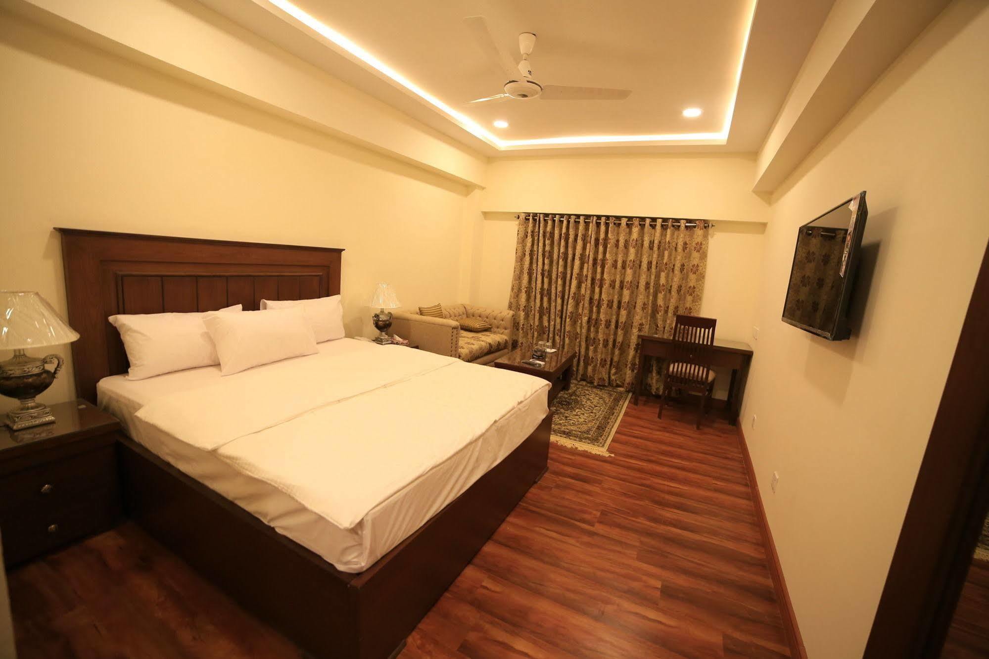 Hotel Diplomat Islamabad Zewnętrze zdjęcie