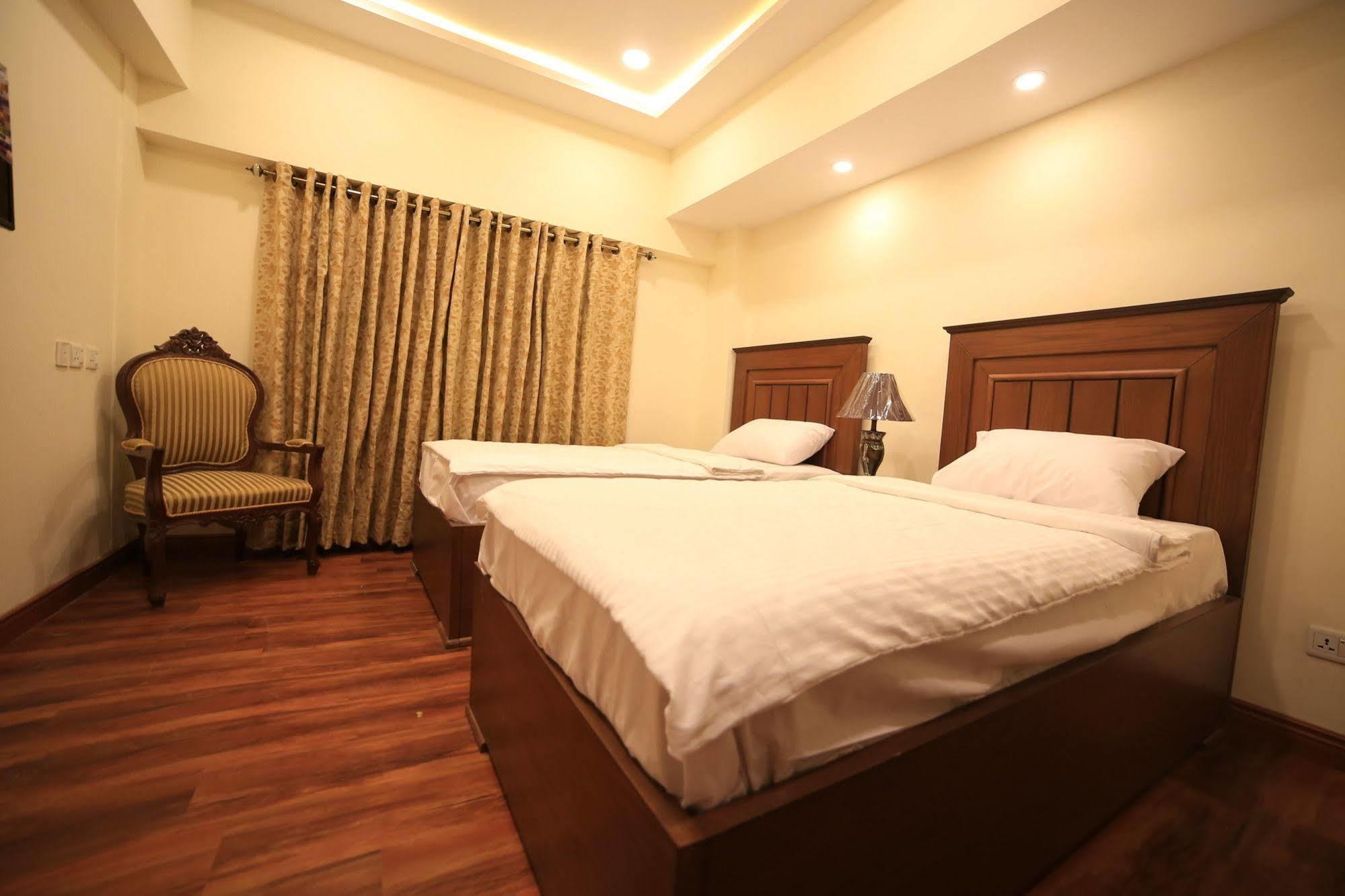 Hotel Diplomat Islamabad Zewnętrze zdjęcie