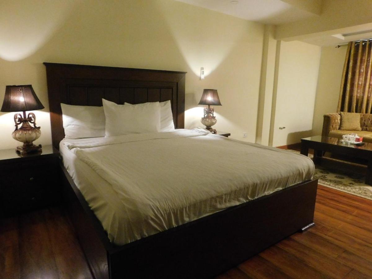 Hotel Diplomat Islamabad Zewnętrze zdjęcie