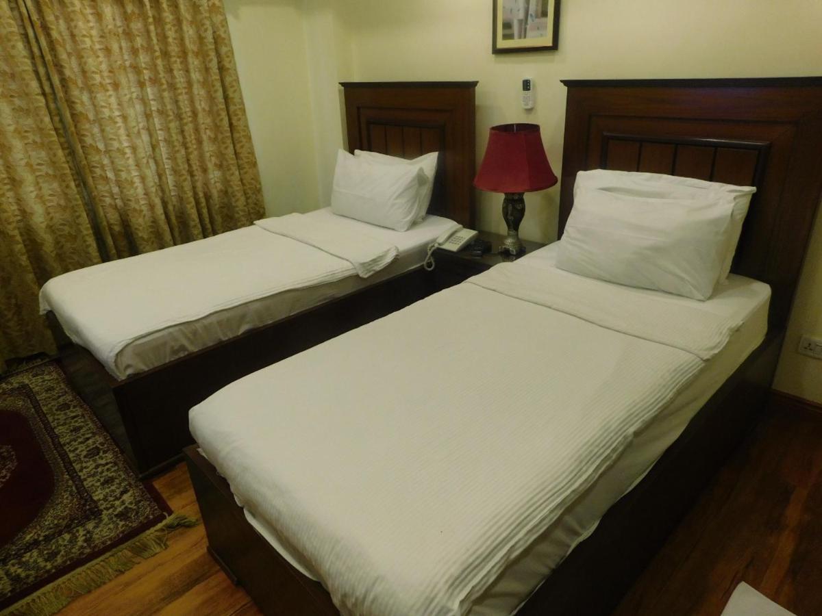 Hotel Diplomat Islamabad Zewnętrze zdjęcie